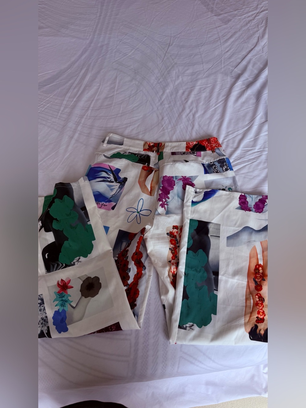 White Graphic Photo-Print Wide Leg Pants - Picture 5 of 7
